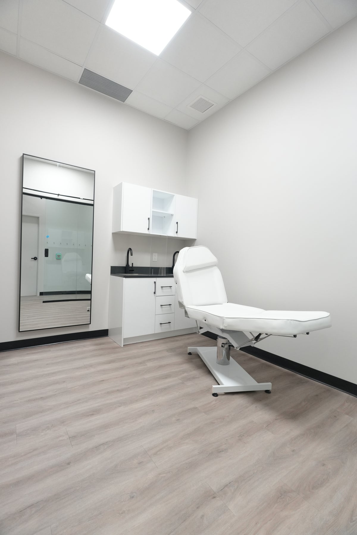 Brampton Suite 121