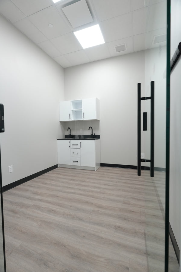 Brampton Suite 115 — photo 1