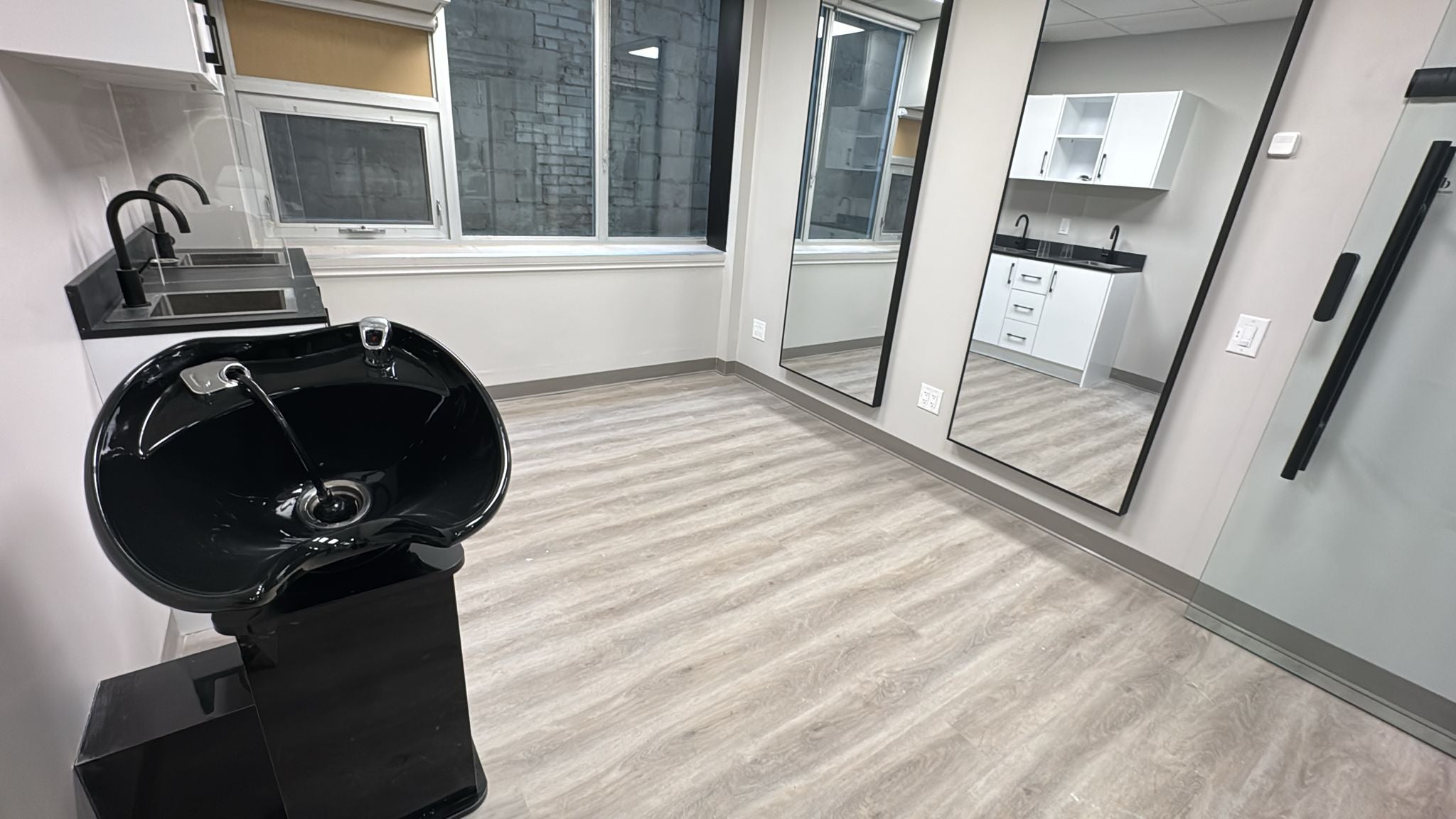 Eglinton Suite 108