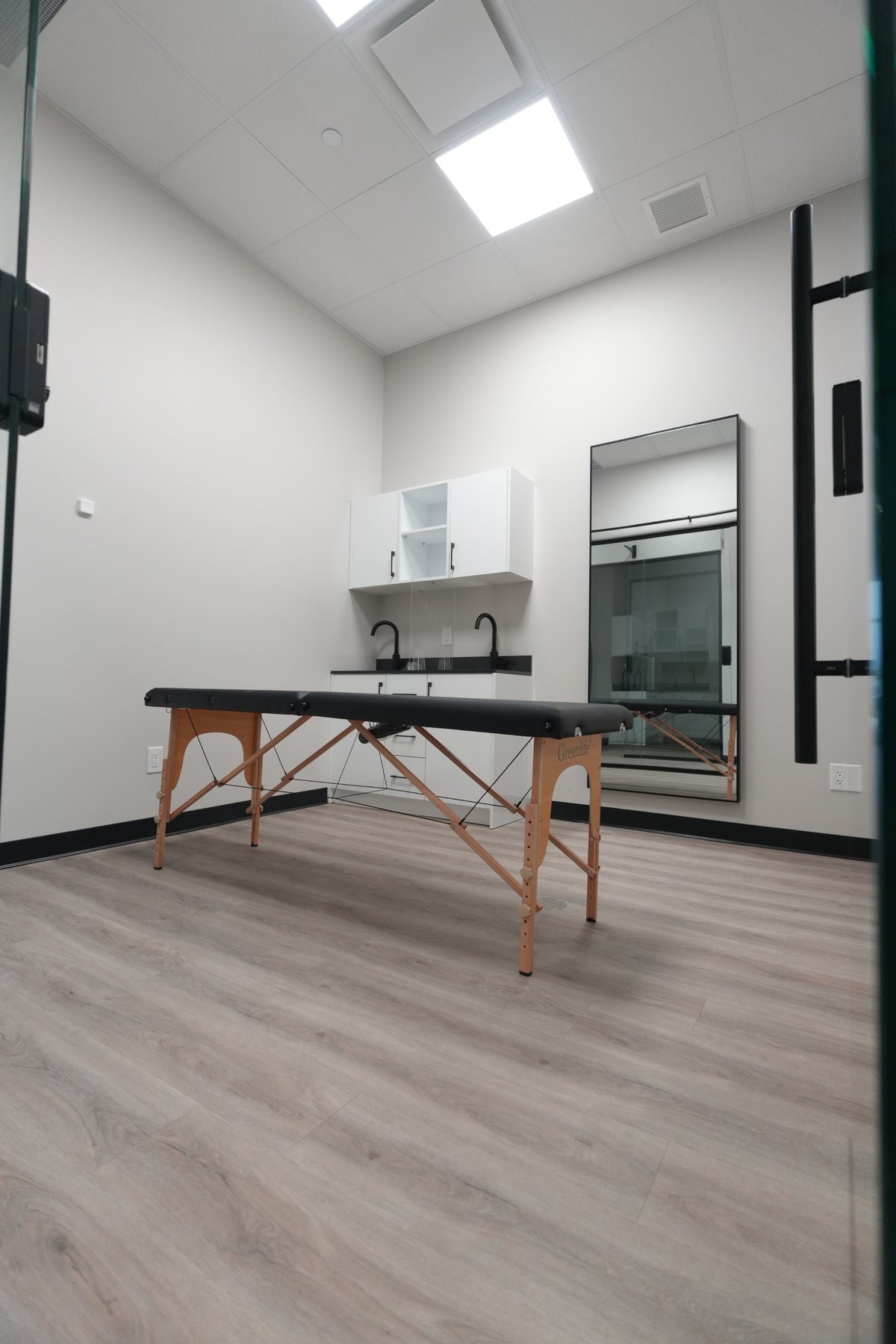 Brampton Suite 105