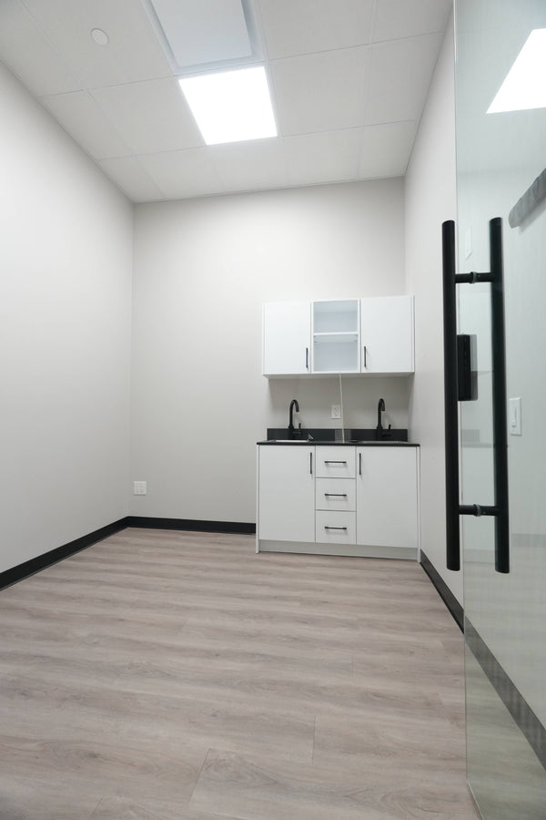 Brampton Suite 114 — photo 1