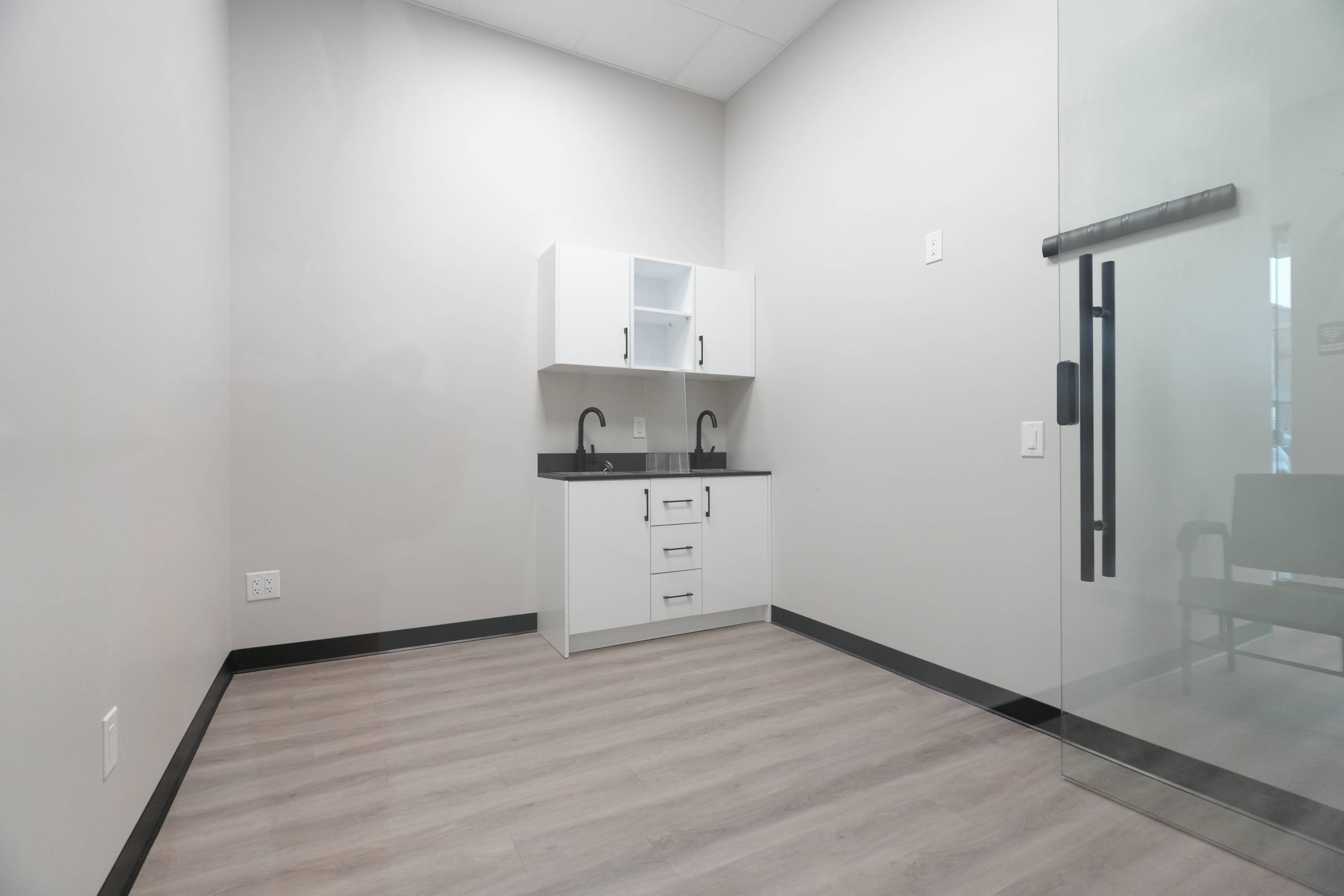 Brampton Suite 114